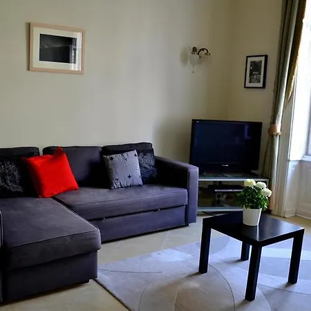 Parliament Dream At The Danube 1 Bedroom By Unb Hotel