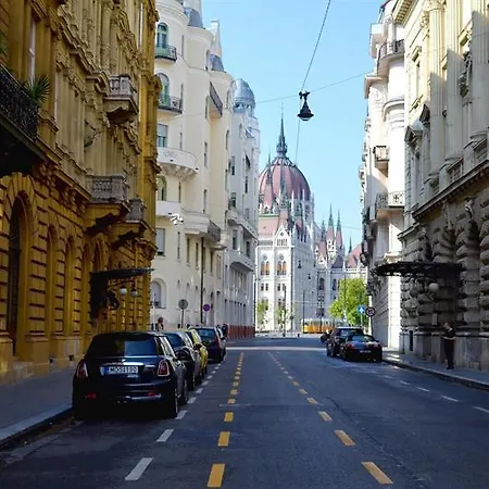 Parliament Dream At The Danube 1 Bedroom By Unb Hotel Budapest